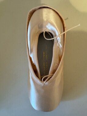 Bloch Sonata Pink Satin Ballet Slippers Ballet Shoes Size 5 D